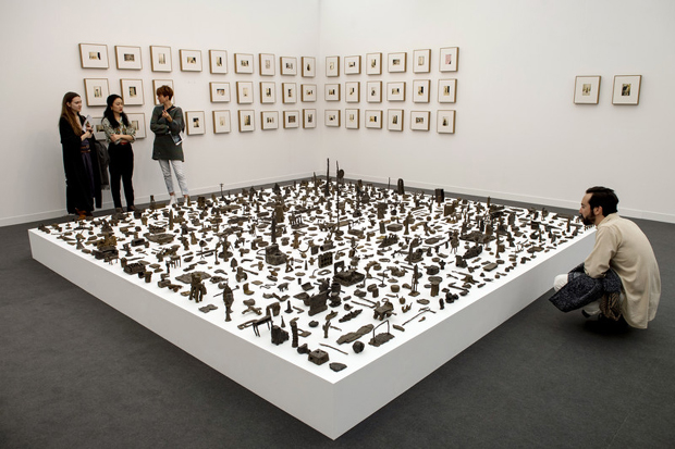 Слаба фунта привукла колекционаре на лондонски сајам