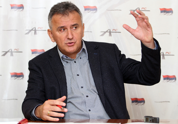 ДУШАН ТОПИЋ: Градимо 150 километара ауто-путева, о вињетама не размишљамо 