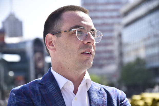 Покренут поступак против Бастаћа због пребијања кума 