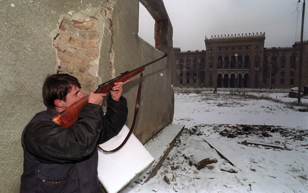 Синиша и Јасмин држали су један другог на нишану, а данас један другом честитају божиће и бајраме