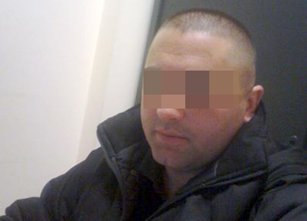 НАЂЕН МУ ПИШТОЉ ПА ПУШТЕН, ТУКАО ПА ПУШТЕН: Ко је Мухамед Меде Рамусовић, који је претукао самохрану мајку (ФОТО)