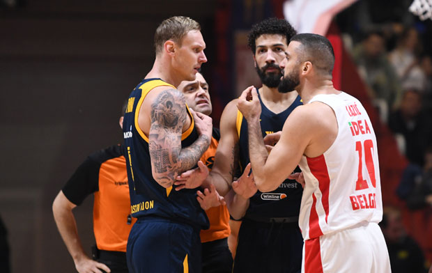 ЛАЗИЋ И ТИМА – ДРУГИ ДЕО: Јанис избацио Бранка са ЕП, па добио шамар у Београду