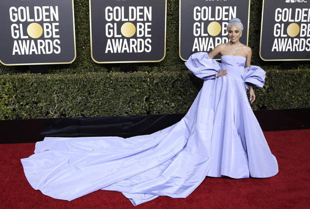 Хаљина Лејди Гаге изненада повучена са аукције јер је украдена? 