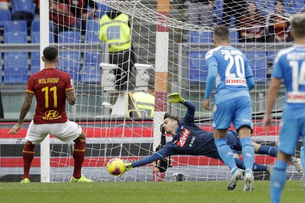 РОМУ НЕ БОЛИ ГЛАВА ЗБОГ СРБИНА: Коларов промашио пенал, али Римљани ипак славили у дербију