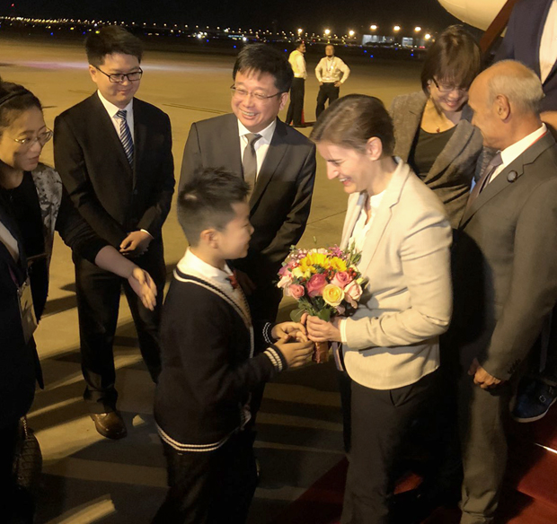 Премијерка Србије започела посету Кини: Брнабић са Сијем