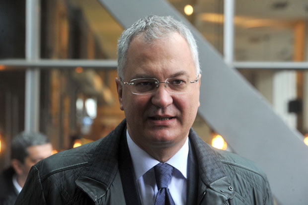 Шпијунка: Шутановац не да карте за таста „преко везе“