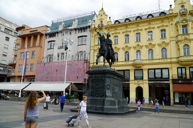 У Хрватској живи 17 Четника, 16 Дегена и више од 80 Шупака