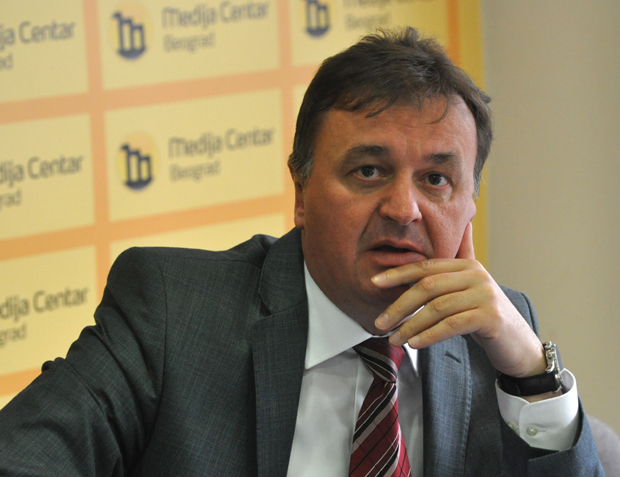 Посланик ДФ тражи да се уклони споменик Јусуфу Чељају: Двоструки аршини у Црној Гори - једни за Србе, други за Албанце