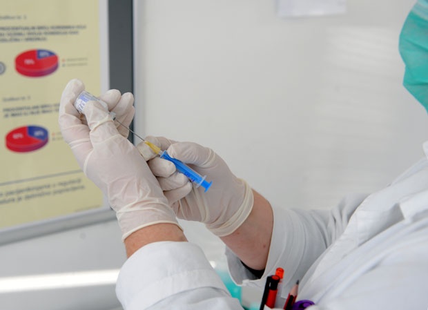 Због великог интересовања, траже додатне дозе вакцина против грипа