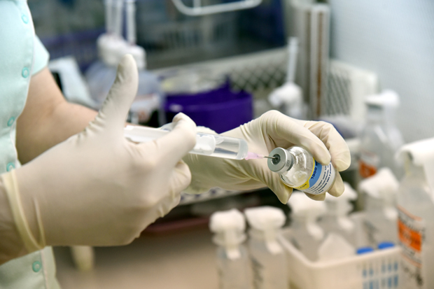 Колико „атропина“ су дали несрећном Иштвану: Недоумице на суђењу медицинској сестри оптуженој да је мужу убризгала цијанид