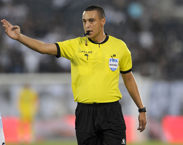 Невероватне сцене у Новом Саду: Шест пенала и два црвена картона на мечу (ВИДЕО)