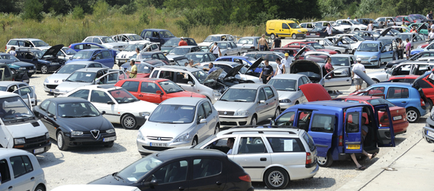 Пада цена старијих половњака после најаве нових прописа