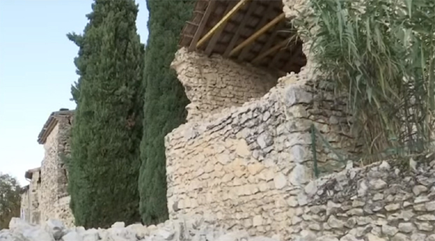 Земљотрес у Француском Ардешу: 90 одсто кућа оштећено, нуклеарка затворена (ВИДЕО)