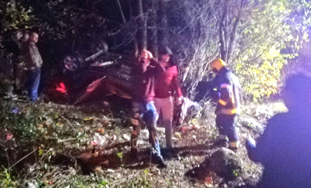 Чудом преживео стравичан удес: Изашао из потпуно смрсканог аутомобила неповређен (ВИДЕО)