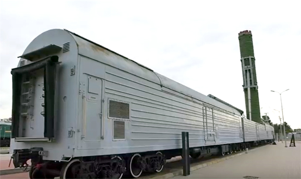 Русија враћа “воз смрти”: Убојит товар криће се у наизглед обичним вагонима(ВИДЕО)