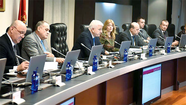 Запослени траже веће плате, а послодавци мање оптерећење на рад: Буџет Црне Горе преко две и по милијарде евра
