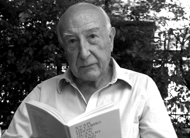 За себе је говорио да је Југоиталоаргентинац, ћерке су му се родиле у Београду: Преминуо славни писац Хуан Октавио Пренс