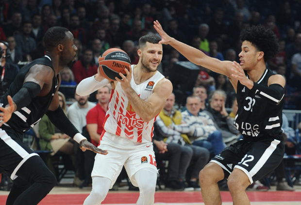 Озбиљан ударац пред дерби: Звезда сама себе победила