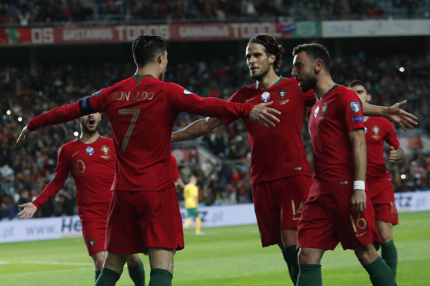 Ставићемо тачку у недељу: Роналдови рекорди у другом плану, Португалију од ЕП дели победа у Луксембургу