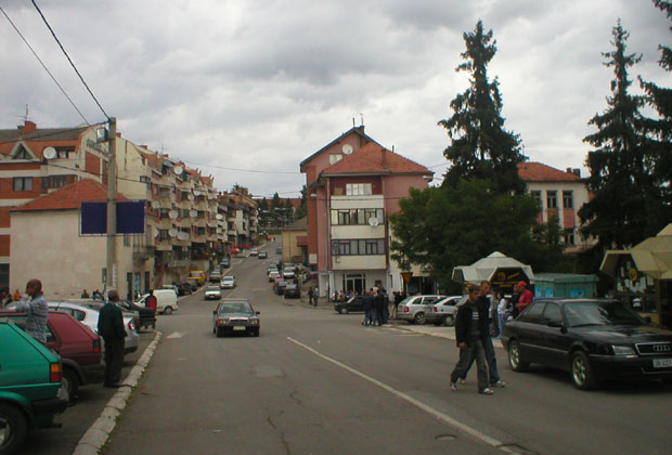 Промена назива улица у Сјеници: Обележје и доктору страдалом у паду хеликоптера, остао (спорни) Карађорђе