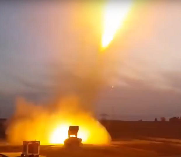 Пржи све пред собом: Погледајте како изгледа нови руски ракетни лансирни систем (ФОТО/ВИДЕО)