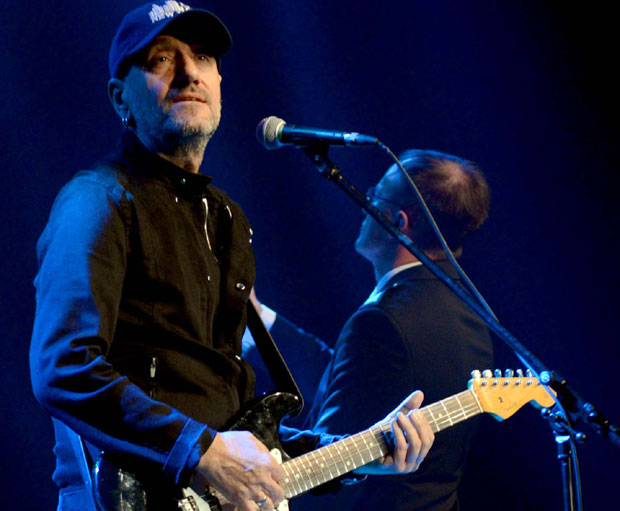 Влатко Стефановски уз хармоникаше: Изненађење за публику - можда ово не би очекивала да чује од њега