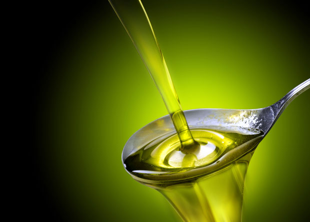 У продаји је лажно маслиново уље: Обратите пажњу на ове детаље када га купујете