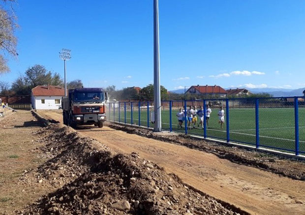 У Врању почела реконструкција атлетске стазе: Стварају боље услове за најмлађе спортисте