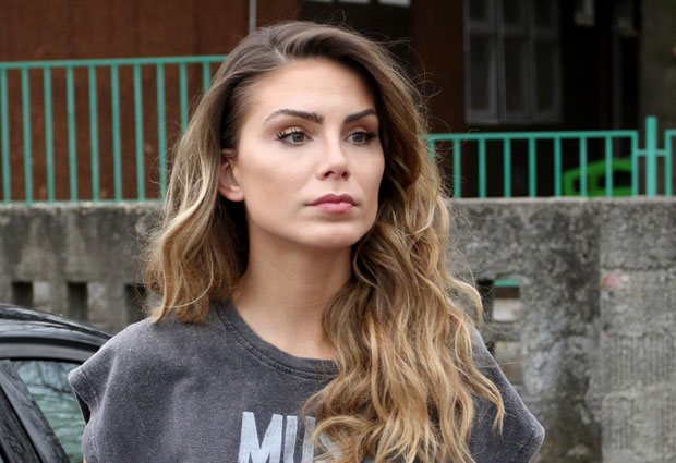 Нора лепа на маму: Прва фотографија ћеркице Нине Сеничар (ФОТО)