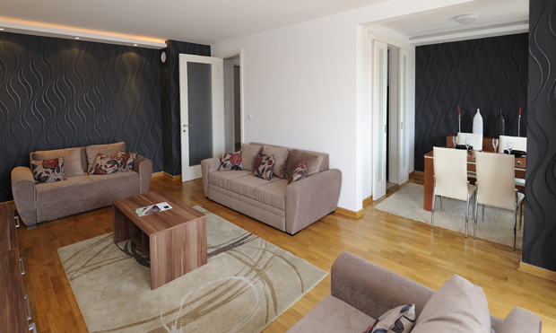 Овакву преваранткињу Србија не памти: За ИСТИ СТАН узела капару од ДЕВЕТ ЉУДИ