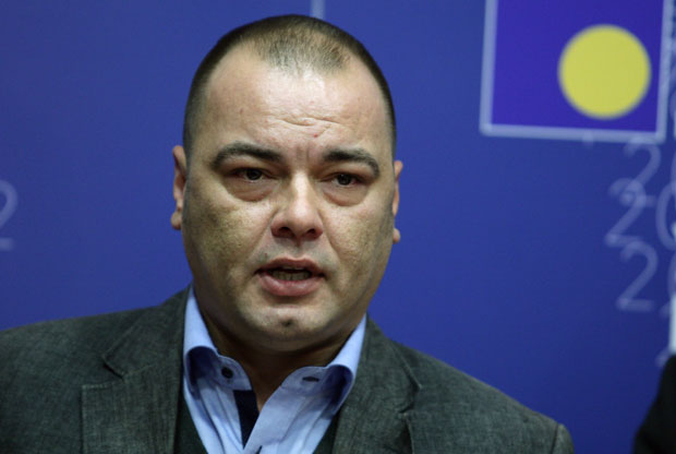 Горан Јешић прозвао Санду Рашковић-Ивић: Нећеш на Вучићеве изборе, а хоћеш у Вучићеву владу?!