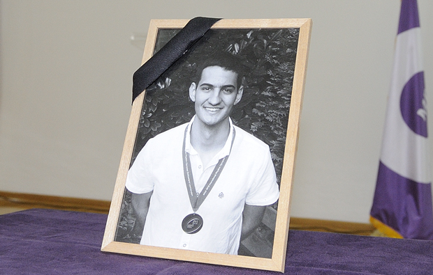 За тебе нису постојале границе. Толико си желео ствари да урадиш, а ниси стигао: Одржана комеморација српском физичару Михајлу Спорићу (ФОТО)