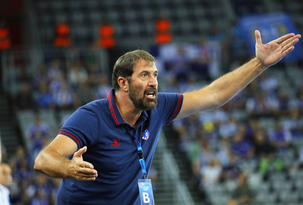 Веселин Вујовић полудео на тајм ауту и послао стравичну поруку свом играчу