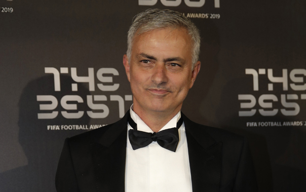 Мурињов први потез: Матић стиже у Тотенхем?