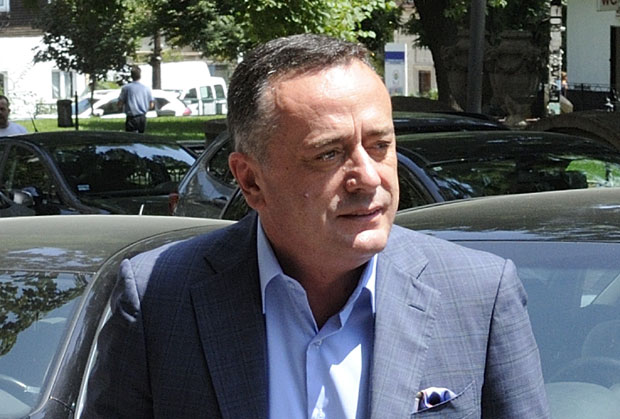 Шпијунка: Ствари му сигурно неће залутати - Антић на пут носи само ручни пртљаг