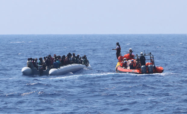 Аларм у Италији: Најезда миграната са либијске обале
