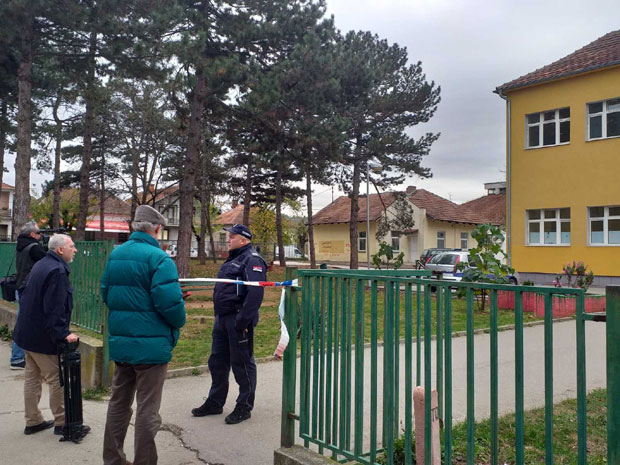 Могао да дигне школу у ваздух?! Ево шта је све полиција пронашла код Горана Т, нападача из школе у Великој Плани! (ФОТО + ВИДЕО)