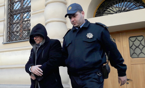 Захтевао и примио 2.800 евра: Тужиоцу три године затвора за корупцију и трговину утицајем