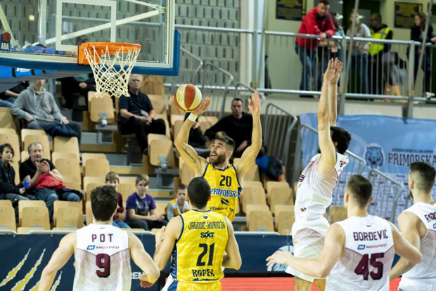 Приморска, у драматичном финишу, боља од ФМП