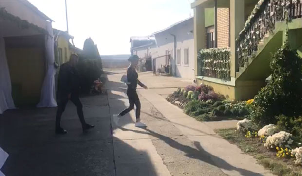 Погледајте како је млада одала почаст свекрви и Аркану: Богдана Родић у Цециној венчаници (ФОТО)