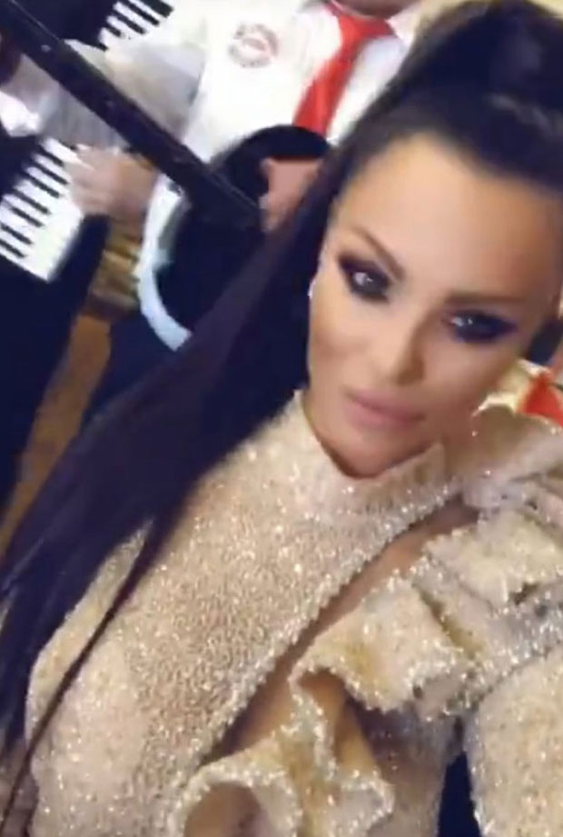 Она је засенила све девојке на свадби: Упознајте рођену сестру Богдане Родић која је прелепа  (ФОТО)