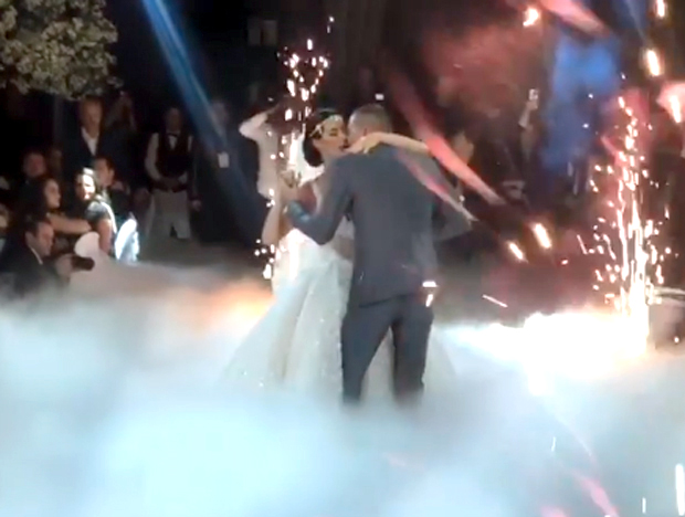 Емоције прште: Први плес Богдане и Вељка - ево како је све изгледало (ФОТО/ВИДЕО)