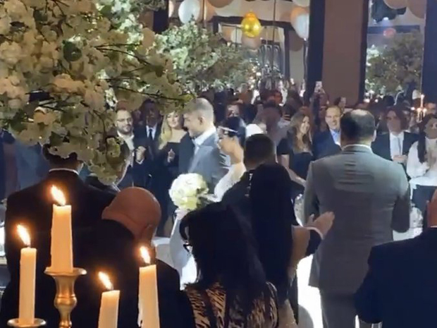 Од данас је госпођа Ражнатовић: Богдана и Вељко склопили грађански брак, завирите на гала прославу  (ФОТО) 