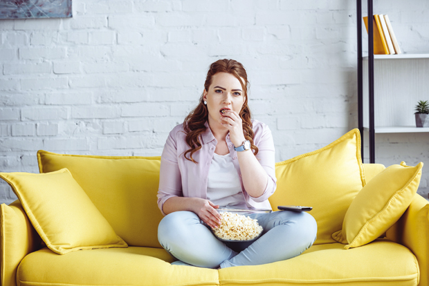 Појачан вам је апетит током викенда: Ево савета како да избегнете преједање
