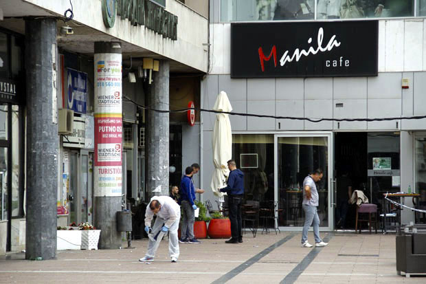 Проблем је настао када је нестало пива: Иван је покушао да убије три полицајца и радника обезбеђења, сада му прети 20 година затвора
