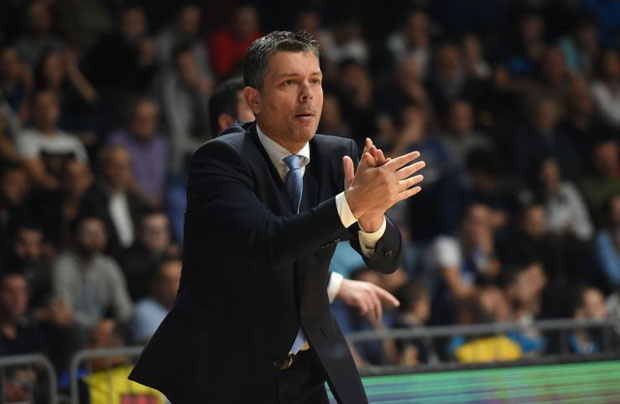 Будућност, са врха, гледа само у своје двориште: Неће бити добро ако се будемо бавили Звездом и Партизаном