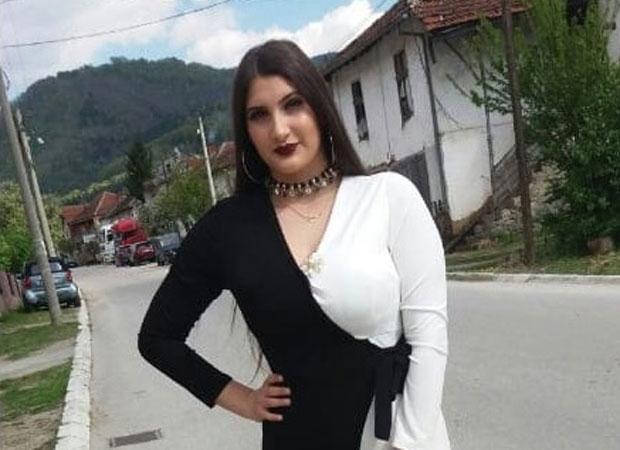 Емилија (16) кренула у школу па нестала: Родитељима дан после стигла порука са њеног броја у којој пише да се удала?

