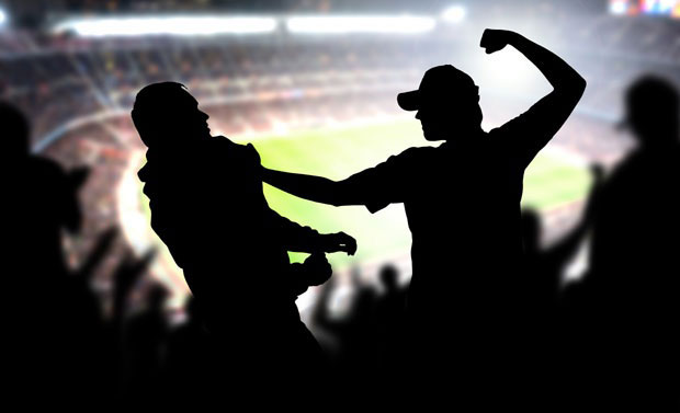 Нереди у Милану: Туча Бед Блу Бојса и навијача Аталанте, Италијани извукли дебљи крај?