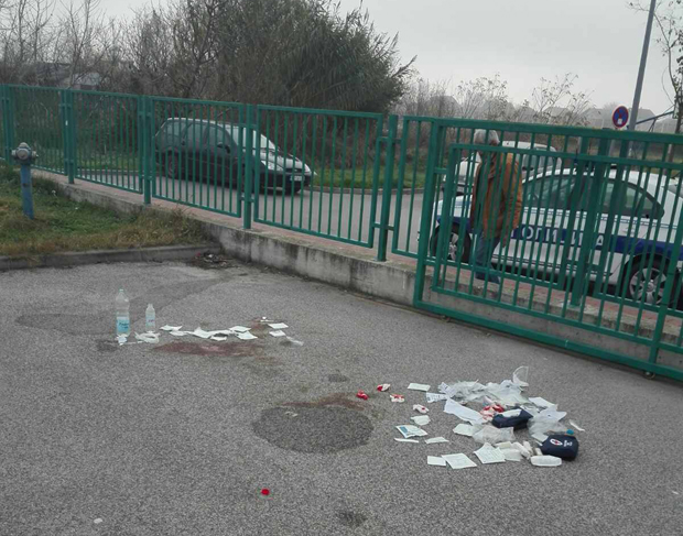 Само да се мој Борис опорави: Мајка новосадског основца на кога је пала метална капија у школском дворишту