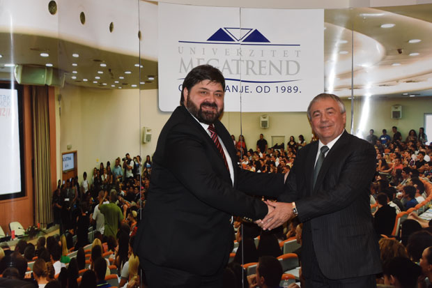 Нови газда улаже у Мегатренд, Правни факултет под лупом